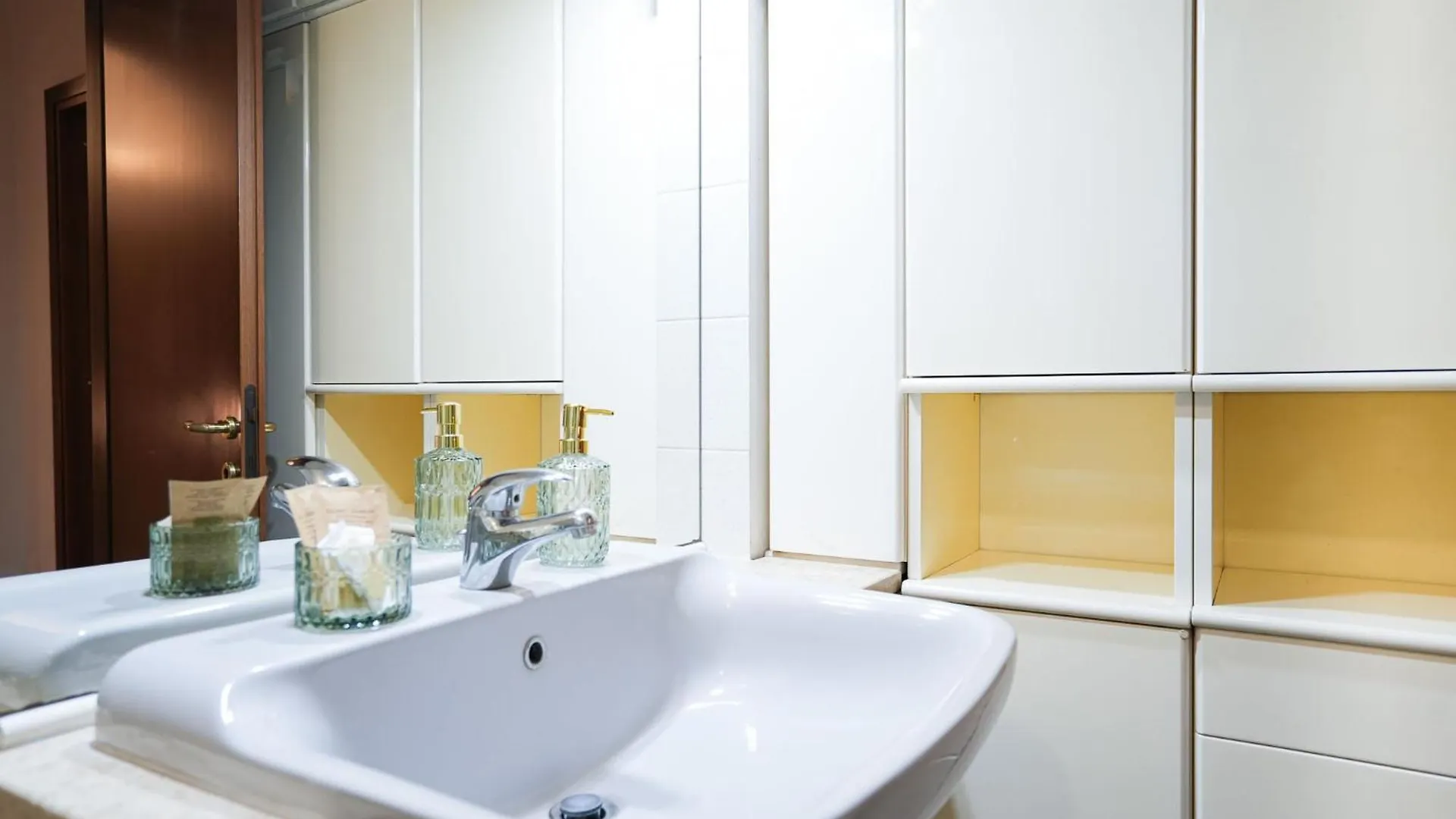 Pellegrini House Apartment Milan 0*,